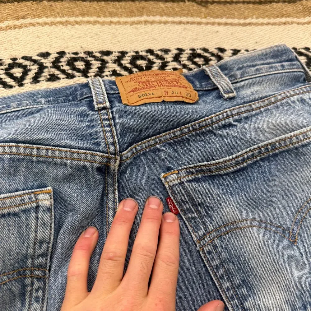 Men's Vintage 90's Levi's 501 XX Button Fly Light Wash Denim Blue Jeans 37 x 29